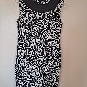 Black and White Patterned Sleeveless Dress
